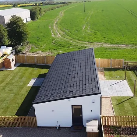 The Tractor Shed At Richborough Farm Villa Sandwich Exterior photo
